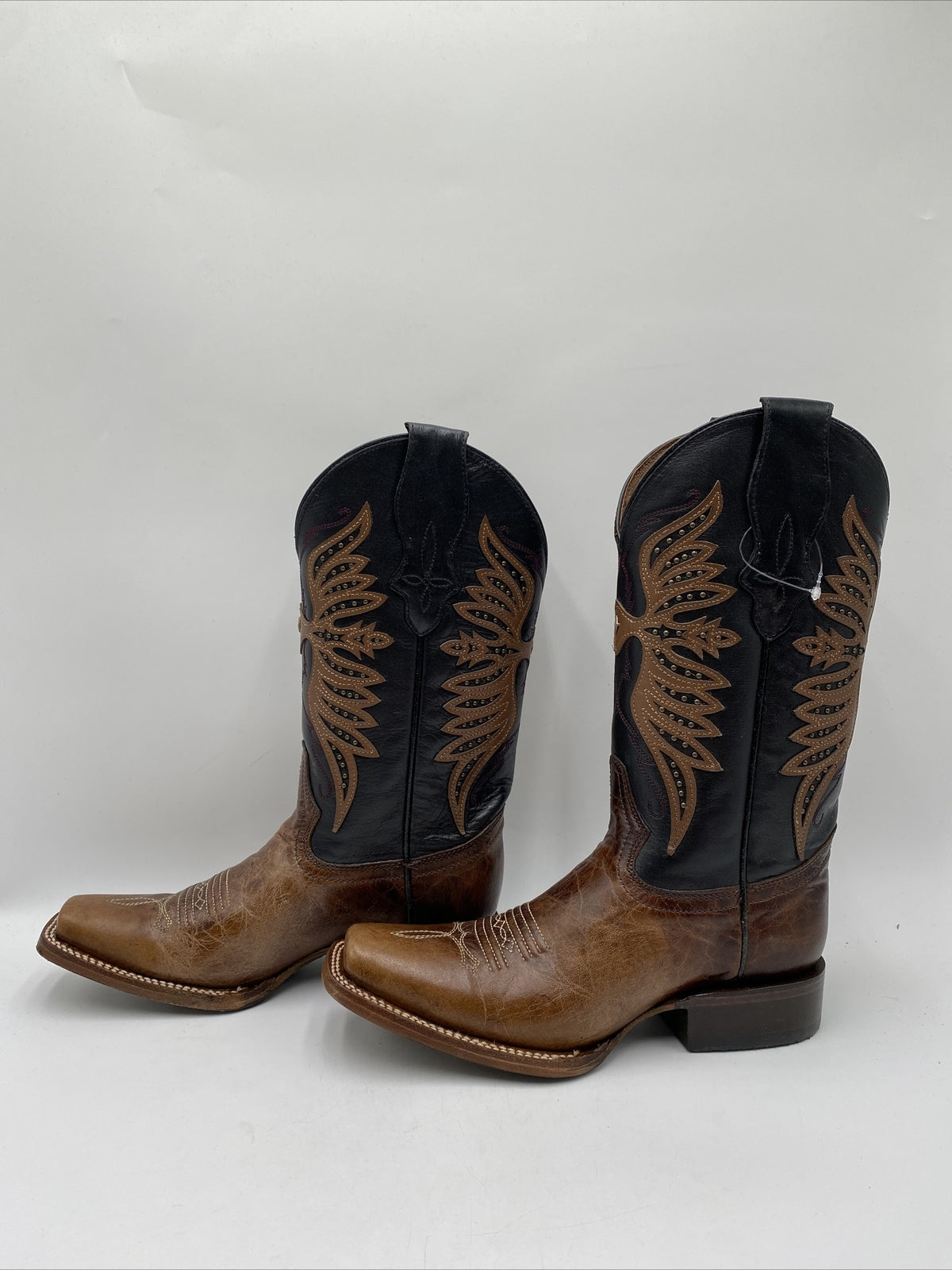 Circle G Women's Studded Western Boots Black/Brown Size 7.5M